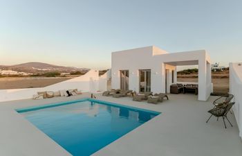 Naxos Escape Holiday Home