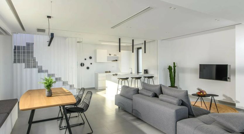 Photo of Amfrosia Vista