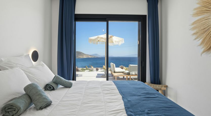 Photo of Sun Abounds