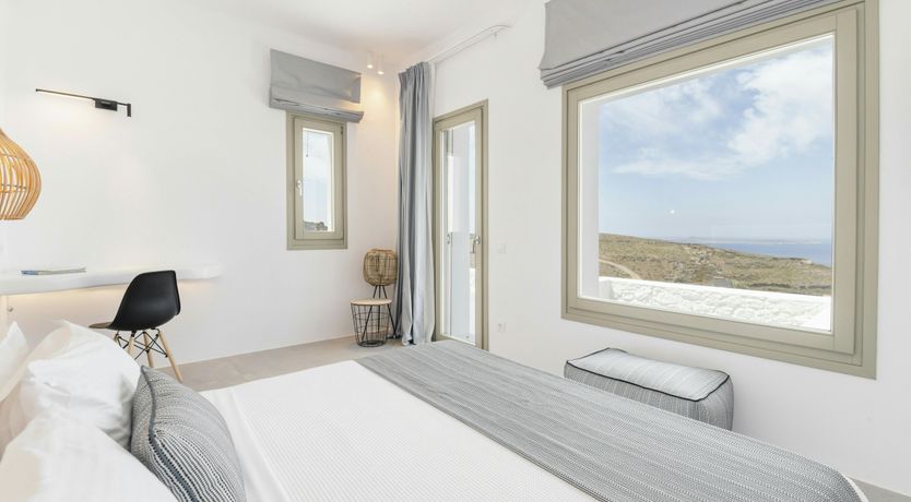 Photo of Lighthouse Horizons