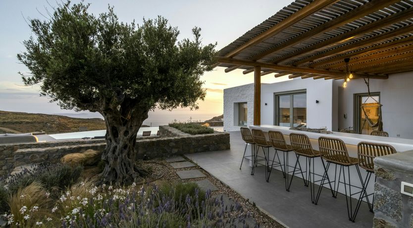 Photo of Lighthouse Horizons