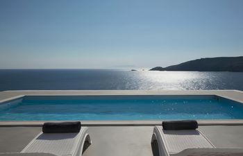 Aegean Sea Residence Holiday Home