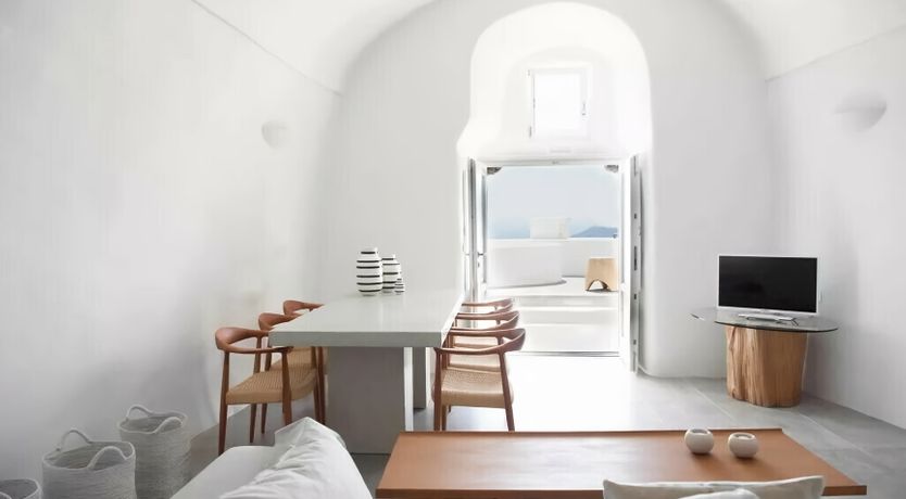 Photo of Fira Horizons