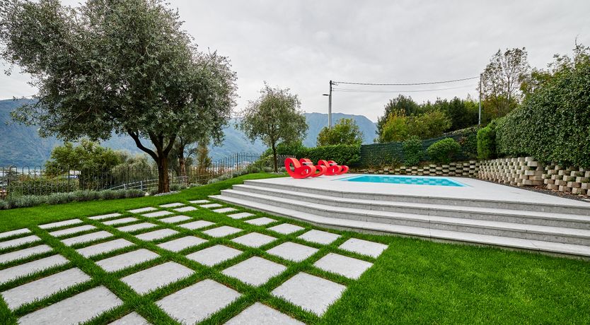 Photo of The Lake Reflection