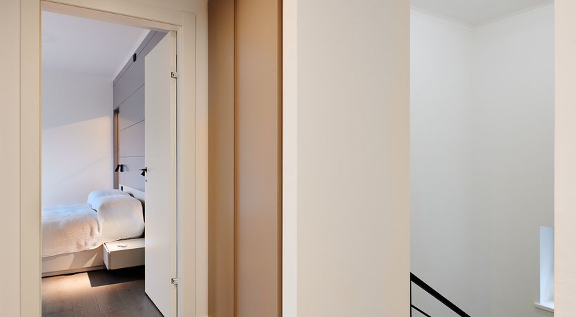 Photo of The Lake Reflection