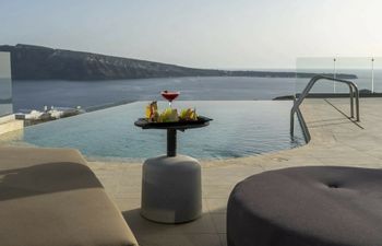 Volcanic Echo Holiday Home