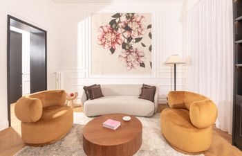 Prati Elegance Holiday Home