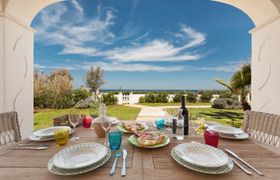 Photo of veranda-on-the-sea