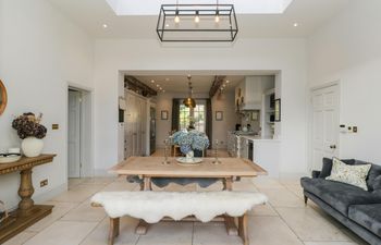 Tennis Retreat Holiday Home