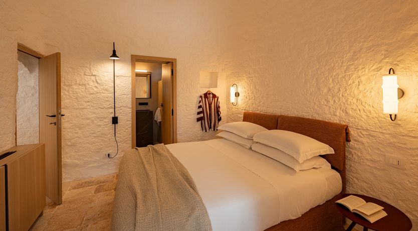 Photo of Luminous Vaults