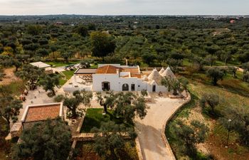 Luminous Vaults Holiday Home