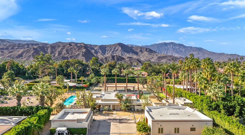 Photo of Mirage Heights