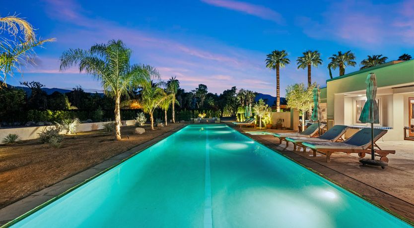 Photo of Mirage Heights