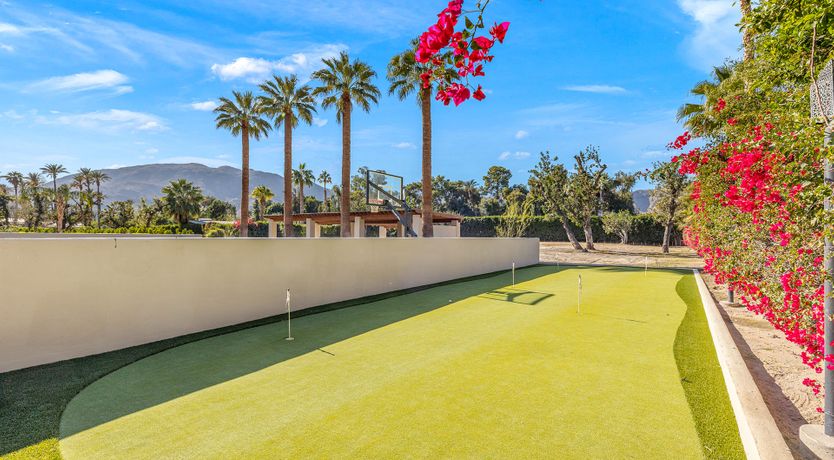 Photo of Mirage Heights