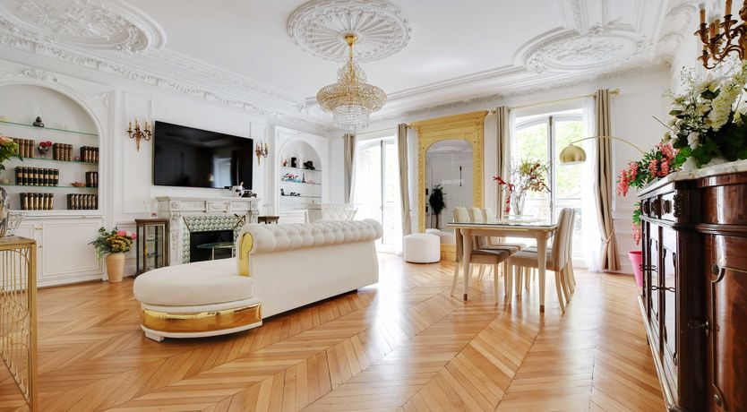 Photo of Elite Charm