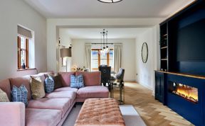 Photo of Exmouth Elegance