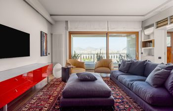 Scenic Eden Holiday Home