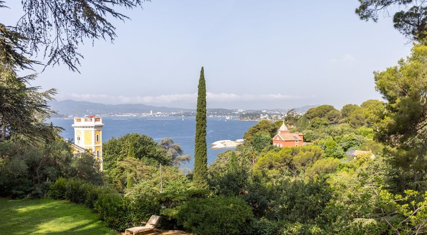Photo of The Ocean's View