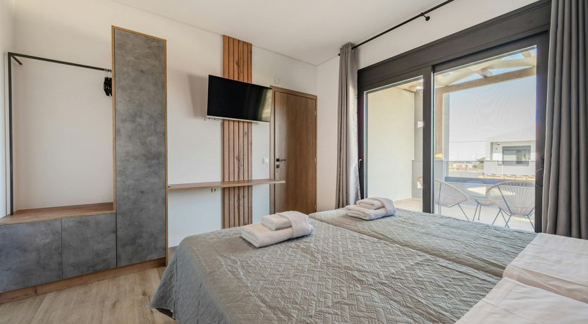 Photo of Cretan Echoes