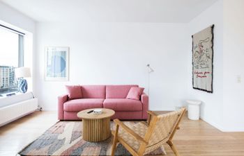 Canalside Comfort Holiday Home