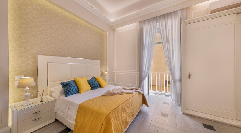 Photo of Royal Blue Suite