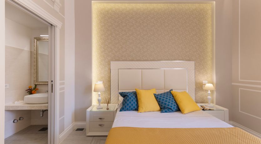 Photo of Royal Blue Suite