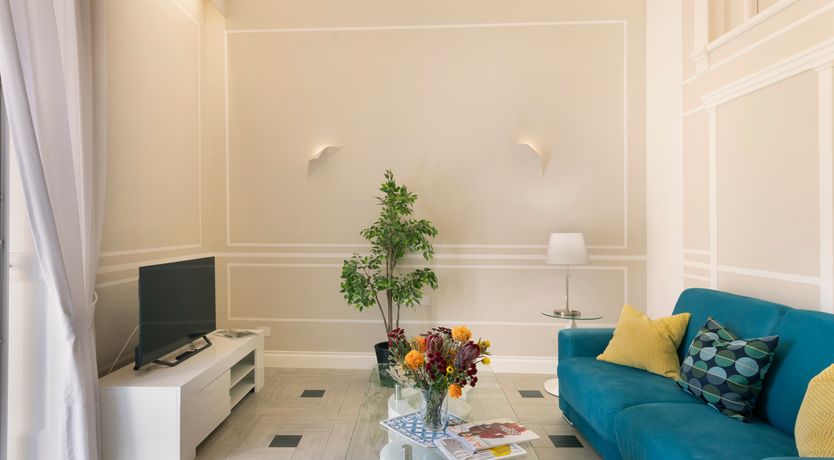 Photo of Royal Blue Suite