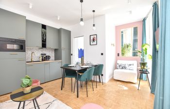 Fifteenth Nook Holiday Home