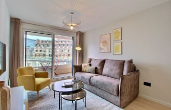 Graceful Apartment Holiday Home