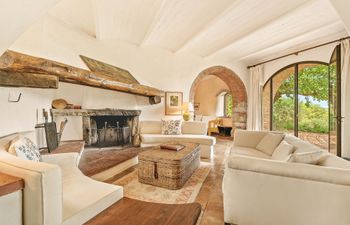Under the Chianti Sun Holiday Home