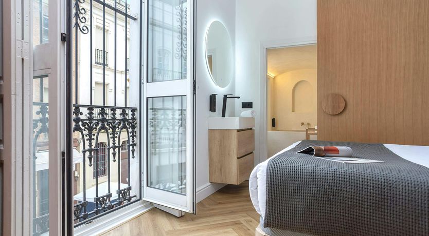 Photo of Arenal Allure