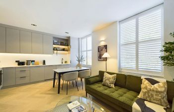 West London Way Holiday Home