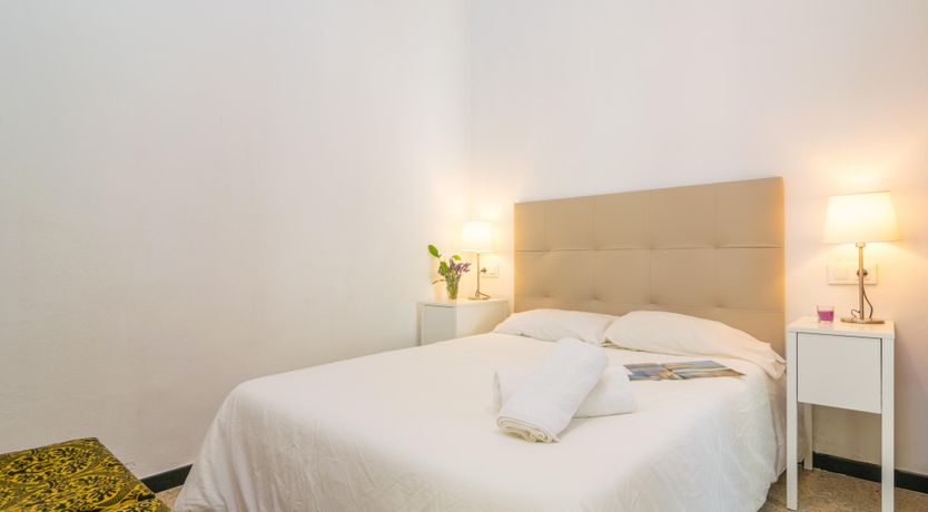 Photo of Light & Lemons