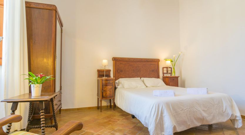 Photo of Light & Lemons