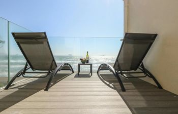 Ocean & Beach Views Holiday Home