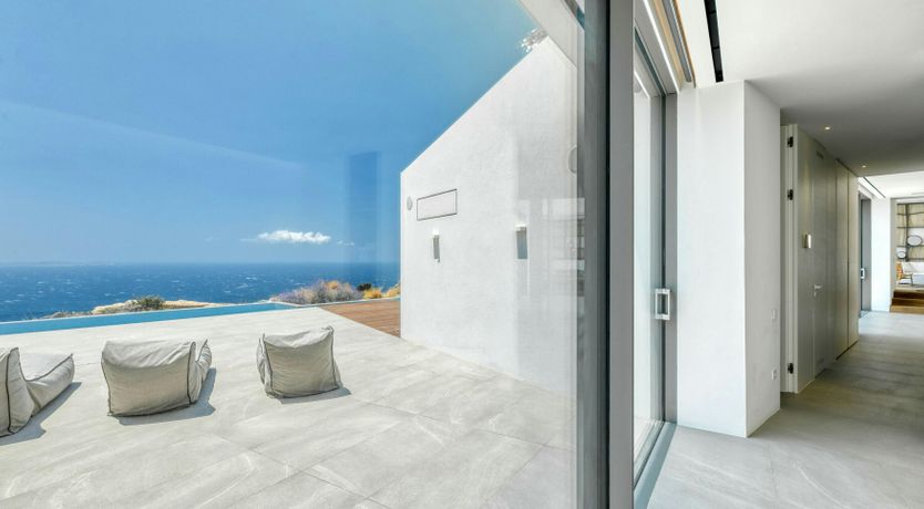 Photo of Between Stone & Sea