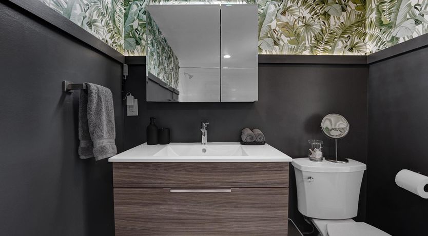 Photo of Sunset & Saltwater