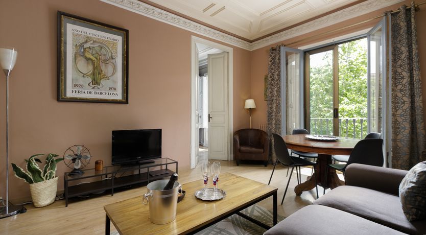 Photo of Setting the Eixample