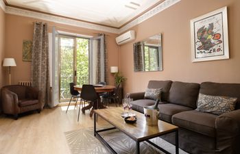 Setting the Eixample Holiday Home