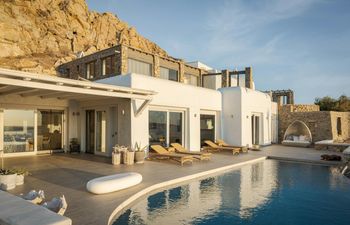 A Deeper Love Holiday Home