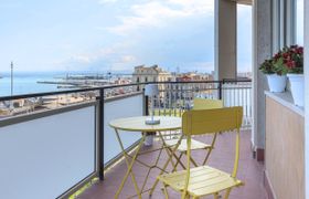 Photo of above-the-ancient-port