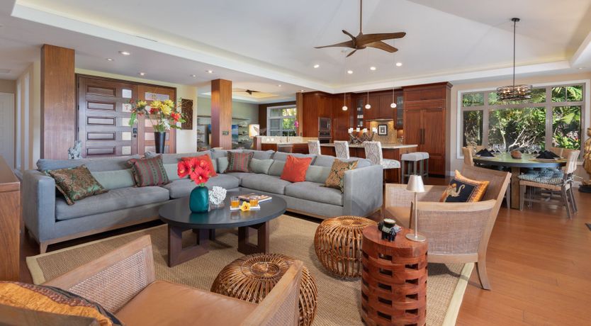 Photo of Hawaiian Hues