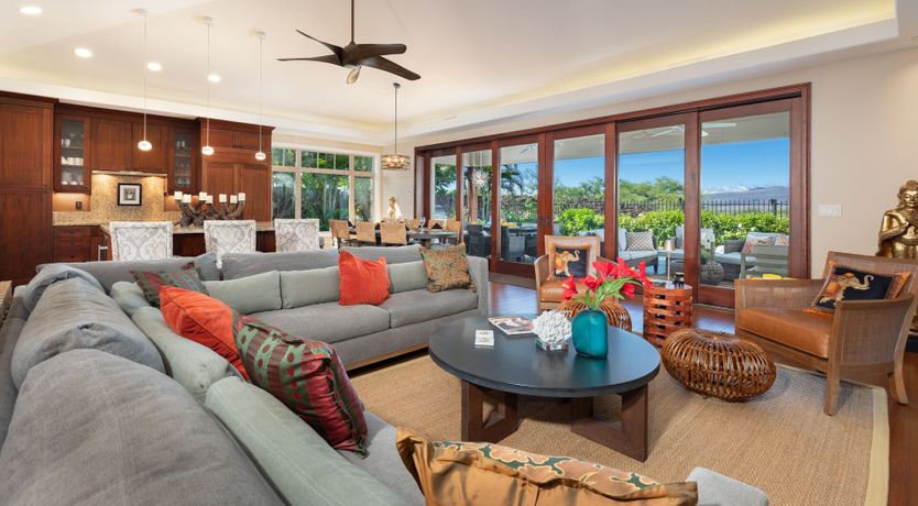 Photo of Hawaiian Hues
