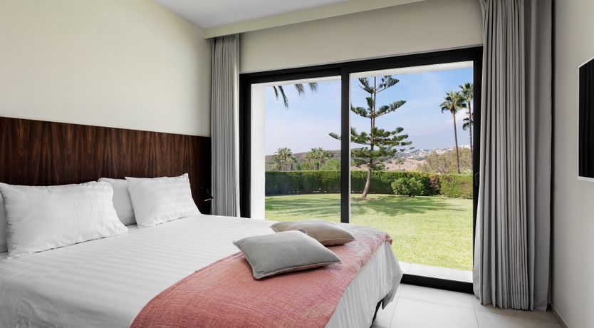 Photo of Summer Kisses