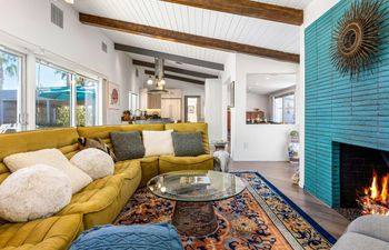 The Desert Pine Holiday Home