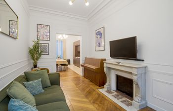 Parisian Parquet Holiday Home