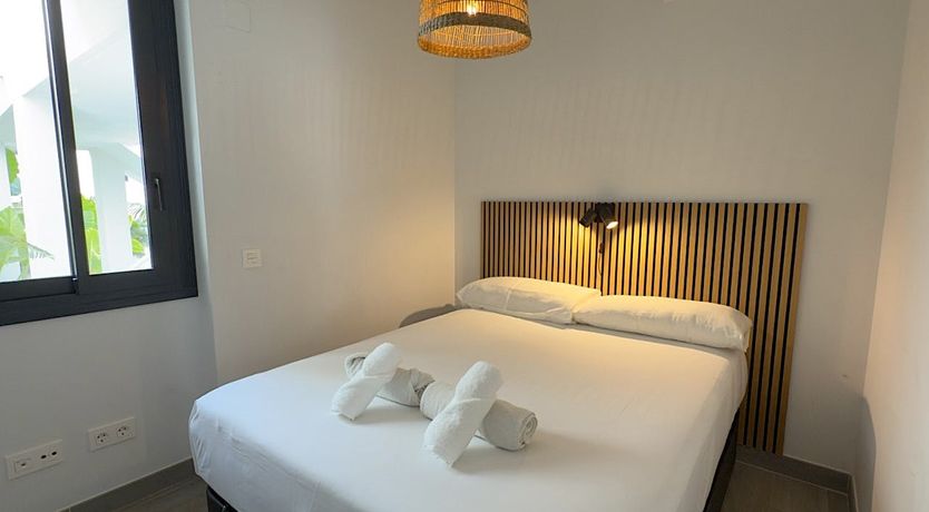 Photo of Sea & Sierra