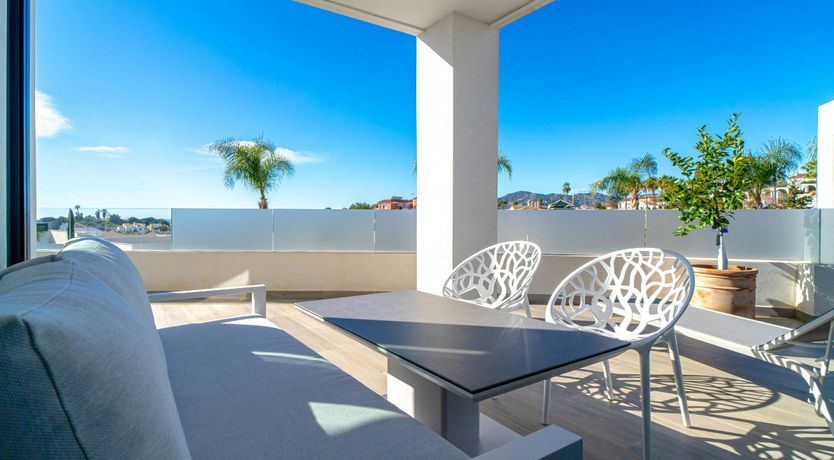 Photo of Sea & Sierra