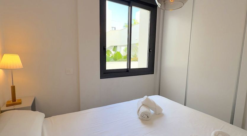 Photo of Sea & Sierra