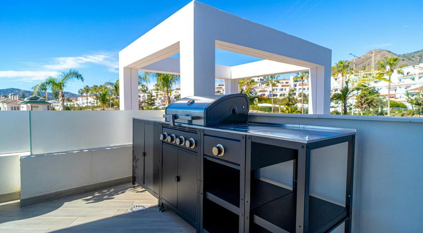 Photo of Sea & Sierra